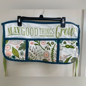 Joanns | Canvas Garden Apron “May Good Things Grow” White, Teal, Green